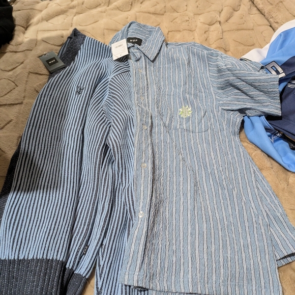 Bundle - Picture 6 of 7